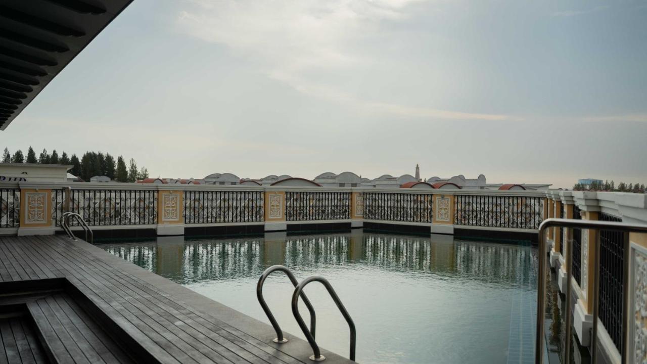Kaizen Hotel & Suites Melaka Ngoại thất bức ảnh