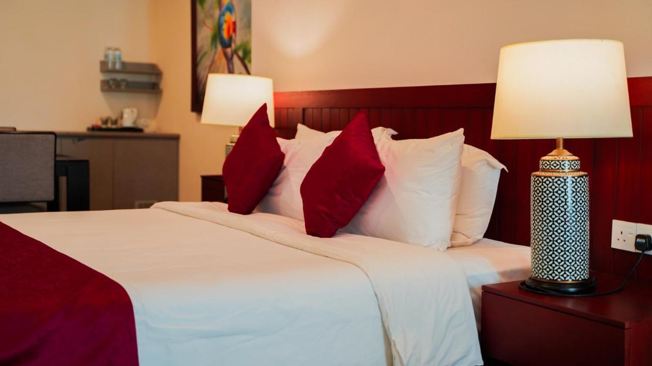 Kaizen Hotel & Suites Melaka Ngoại thất bức ảnh